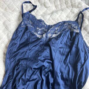 Vasarette Lace Intimate Camisole/Chemise